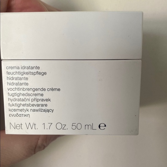 NARS Light Reflecting Pre-makeup Moisturizer Cream- 1.7 oz - Picture 2 of 4